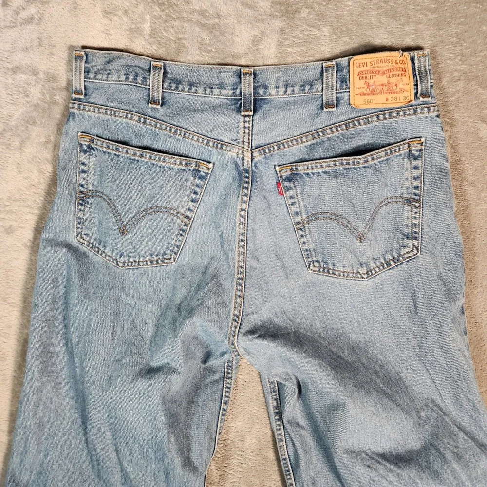 Levi's 560 Jeans Men's 38X30‎ Blue Comfort Fit Light Wash Denim Pants